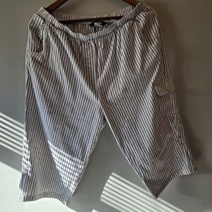 Alia Black and White Striped Capris